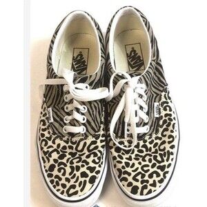 Vans Animal Print Sneakers, Men’s 8.5, Women’s 10.